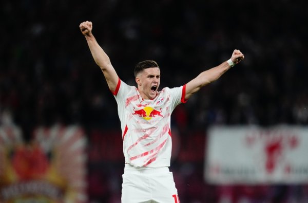 De Sky: Crystal Palace & Huang Qian rất quan tâm đến Baumgartner, nhưng RB Leipzig sẽ không để a