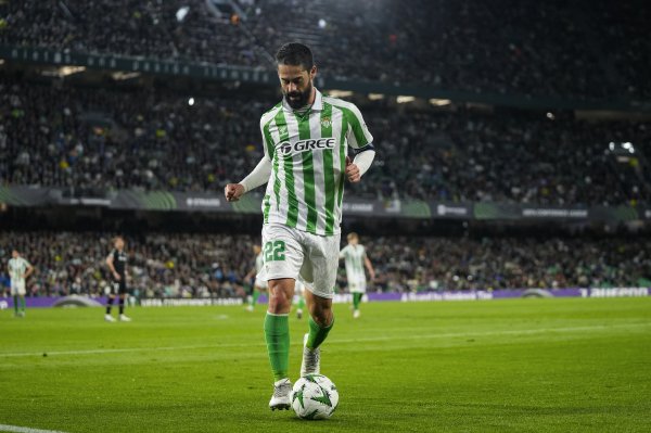 Thế giới: ISCO vẫn cần đi bộ t