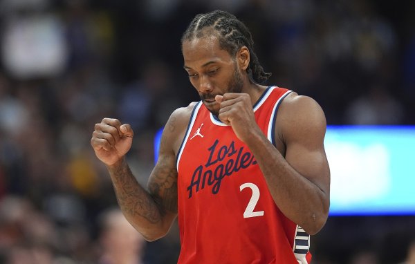 ESPN: Các Clippers tiếp tục thỏa hiệp với trại của họ vì lợi ích của Xiaoka%sức khỏe của Xiaoka, dẫn
