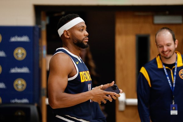 Nuggets: Bruce Brown nhận được