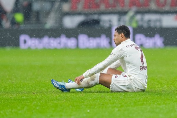 Phóng viên: Gnabry lỡ buổi tập