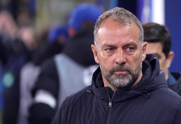 Frick: Thay đổi mọi thứ? Tôi không phải loại huấn luyện viên như vậy. Nếu không cải thiện cường độ t