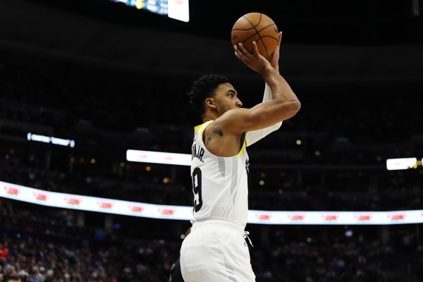 KJ Martin ghi trung bình 8,6 điểm và 4 rebound mỗi trận trong sự nghiệp NBA của mình. Ở mùa giải 22-