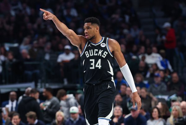 Hãy thi đấu với Lakers ngay hôm nay! Quan chức của Bucks: Antetokounmpo đã được nâng cấp lên sẵn sàn